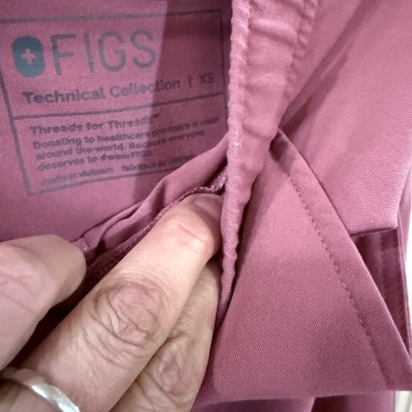 Figs men’s  Track Pants in Pink - Picture 4 of 5